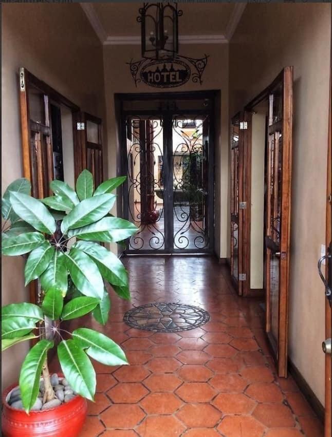 Casa Hibiscus Boutique Hotel Cuenca Esterno foto