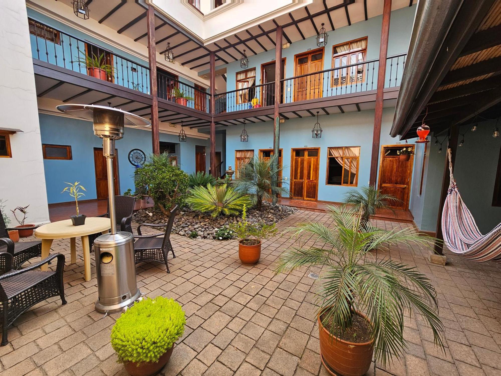Casa Hibiscus Boutique Hotel Cuenca Esterno foto